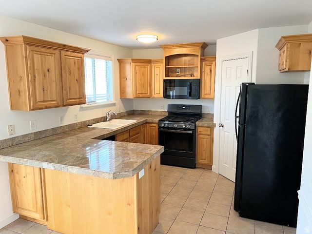 7614 S 1000 E, Midvale, UT 84047