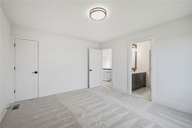 1004 Wilds Parkway, Greenwood, MO 64034