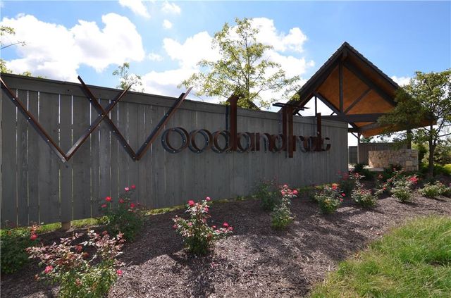 1004 Wilds Parkway, Greenwood, MO 64034