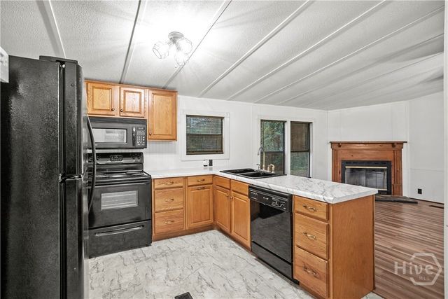 3035 Cowboy Way, Portal, GA 30450