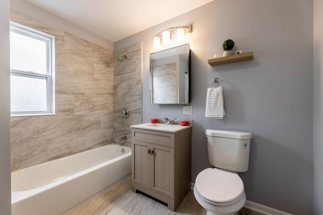 104 Interocean Avenue, South Chicago Heights, IL 60411