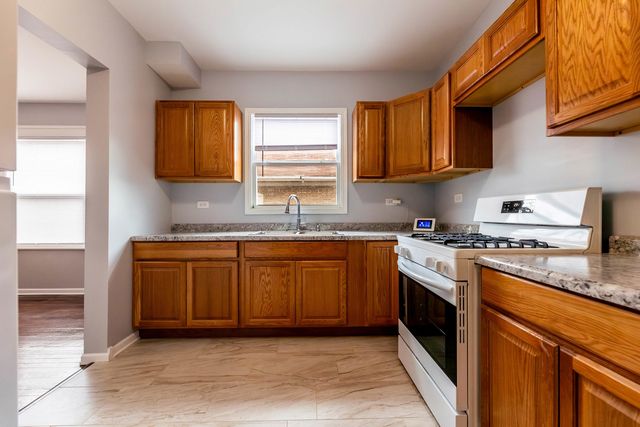 104 Interocean Avenue, South Chicago Heights, IL 60411