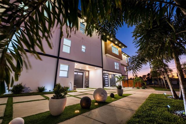 6062 BAYOU GRANDE BOULEVARD NE, St Petersburg, FL 33703