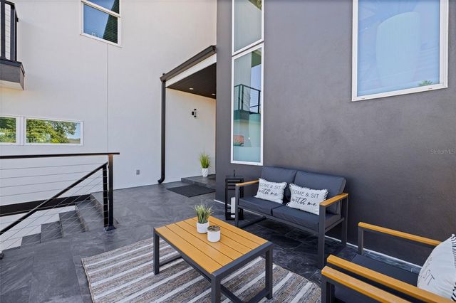 6062 BAYOU GRANDE BOULEVARD NE, St Petersburg, FL 33703