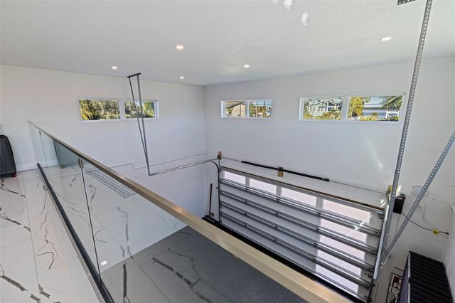 6062 BAYOU GRANDE BOULEVARD NE, St Petersburg, FL 33703