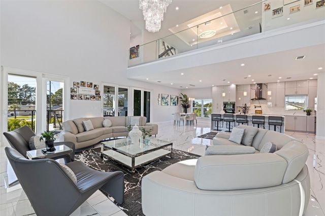 6062 BAYOU GRANDE BOULEVARD NE, St Petersburg, FL 33703