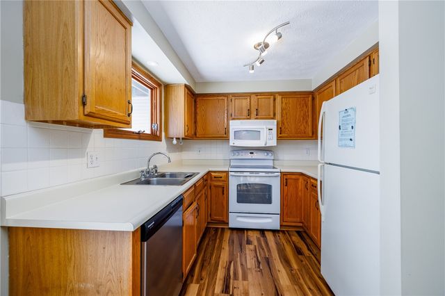 37 Southfield Drive, Webster, NY 14580