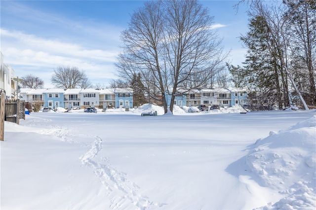 37 Southfield Drive, Webster, NY 14580