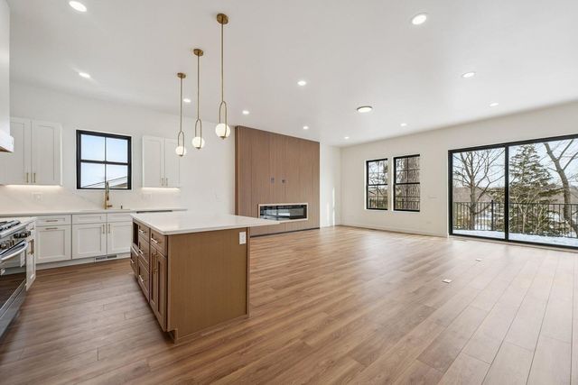 298 Apache Trail, Lake In The Hills, IL 60156