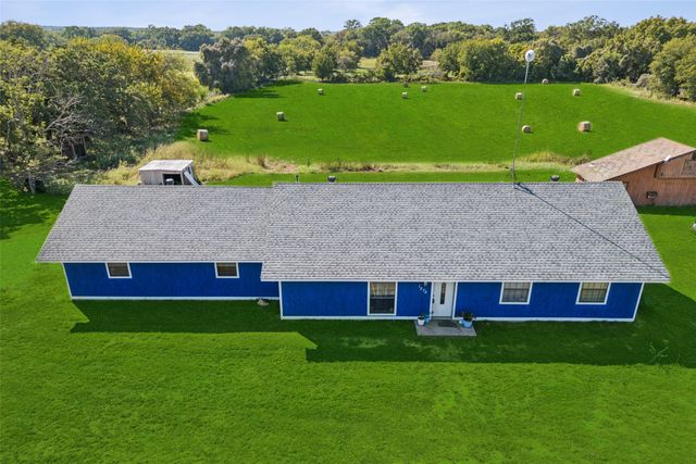 1272 School House Road, Paradise, TX 76073