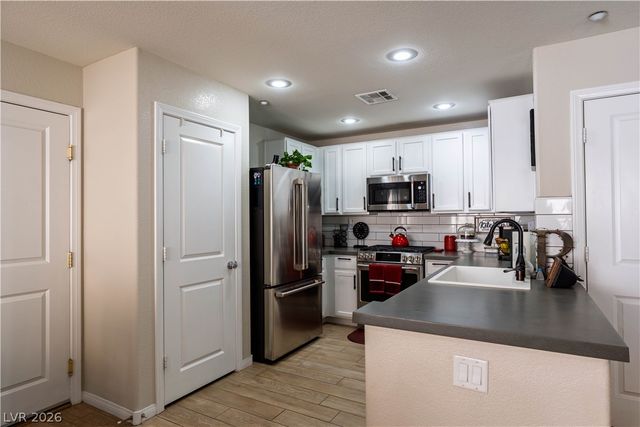 2084 Airy Petals Walk, Henderson, NV 89044