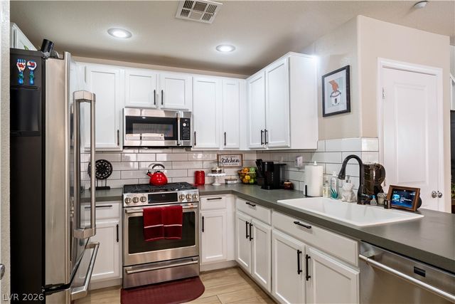 2084 Airy Petals Walk, Henderson, NV 89044