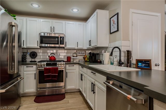 2084 Airy Petals Walk, Henderson, NV 89044