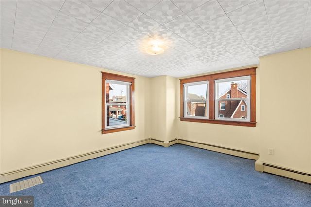 1628 W PHILADELPHIA ST, York, PA 17404