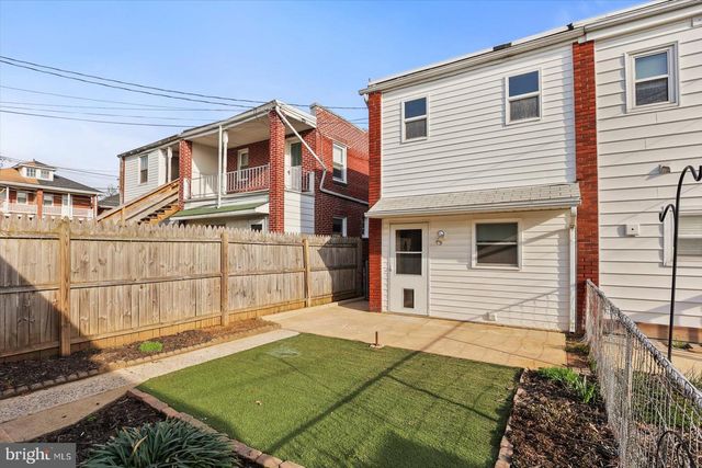 1628 W PHILADELPHIA ST, York, PA 17404