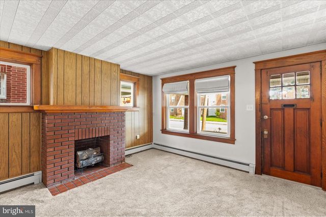 1628 W PHILADELPHIA ST, York, PA 17404