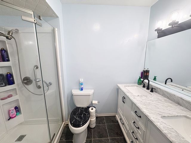 513 40th Street, East Moline, IL 61244