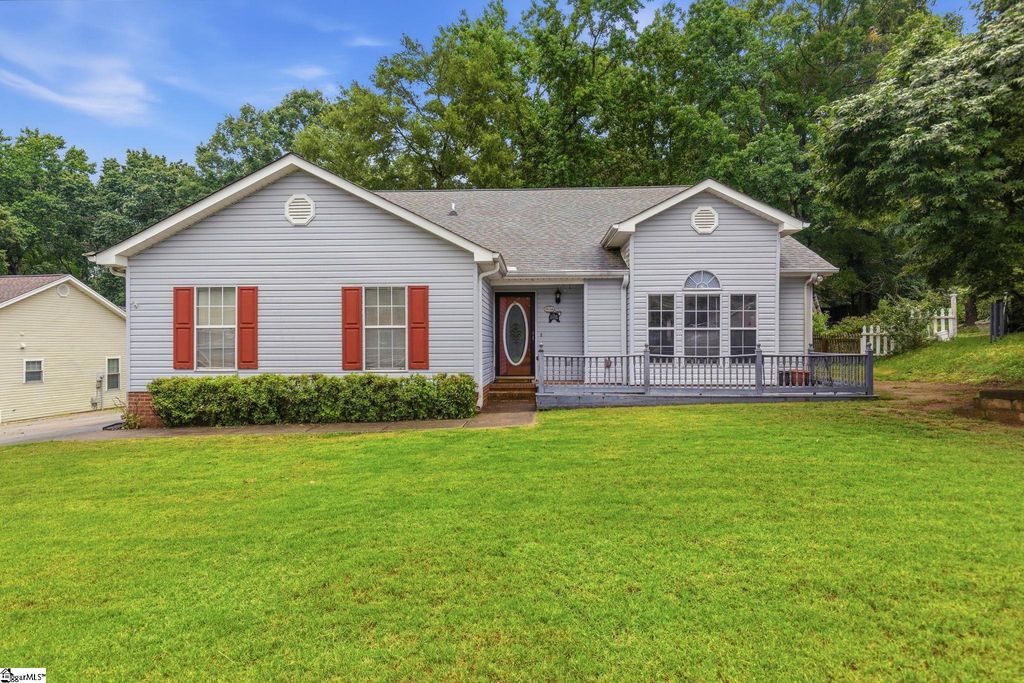 2 Timberjack Street, Simpsonville, SC 29680