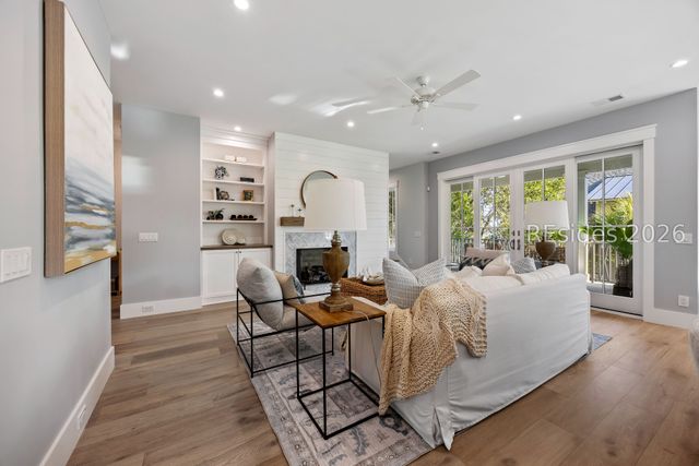 71 Dune Ln, Hilton Head Island, SC 29928