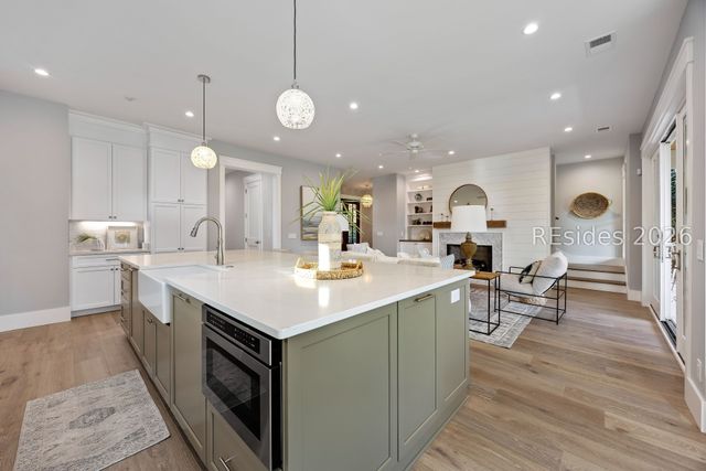 71 Dune Ln, Hilton Head Island, SC 29928