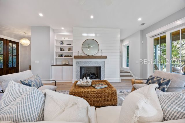 71 Dune Ln, Hilton Head Island, SC 29928