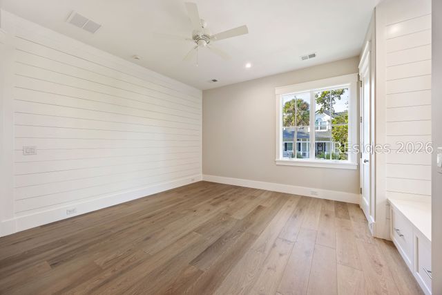 71 Dune Ln, Hilton Head Island, SC 29928