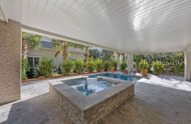 71 Dune Ln, Hilton Head Island, SC 29928