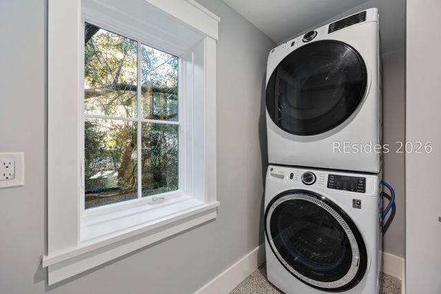 71 Dune Ln, Hilton Head Island, SC 29928