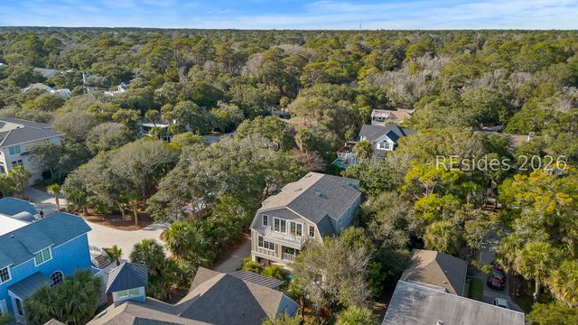 71 Dune Ln, Hilton Head Island, SC 29928