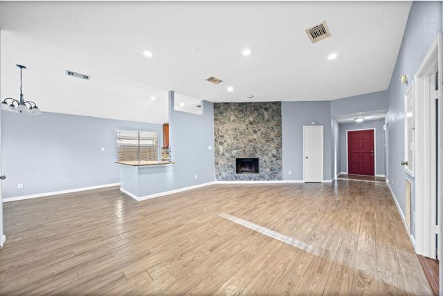 11059 Landsbury Circle, Houston, TX 77099