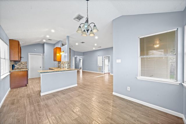 11059 Landsbury Circle, Houston, TX 77099