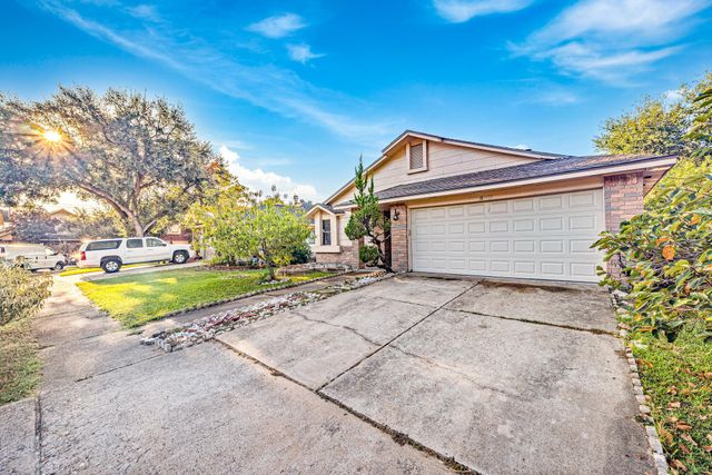 11059 Landsbury Circle, Houston, TX 77099