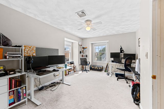 25 James St 7, Malden, MA 02148