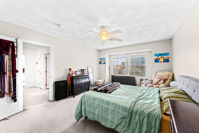 25 James St 7, Malden, MA 02148