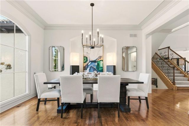 5015 W 147TH Street, Leawood, KS 66224