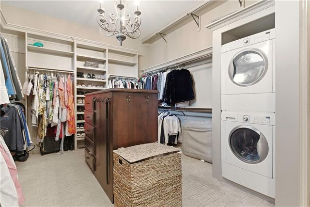 5015 W 147TH Street, Leawood, KS 66224