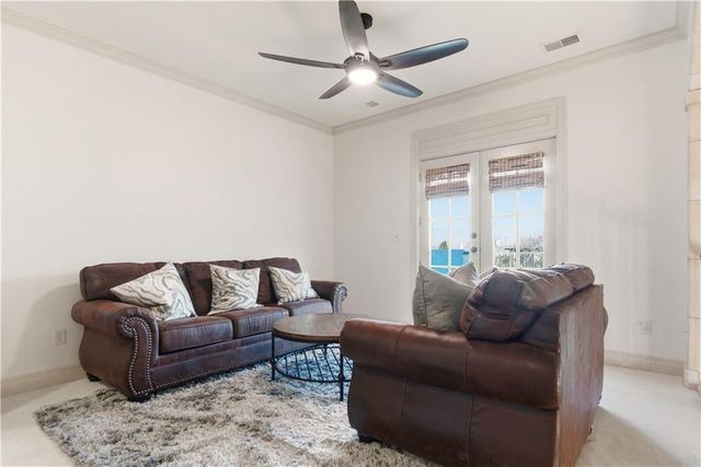 5015 W 147TH Street, Leawood, KS 66224