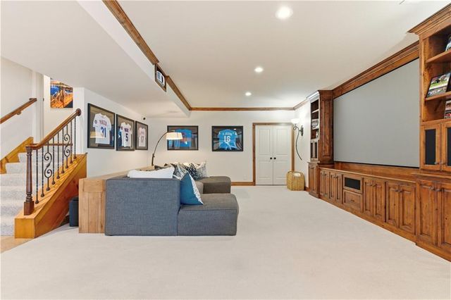 5015 W 147TH Street, Leawood, KS 66224