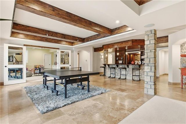 5015 W 147TH Street, Leawood, KS 66224