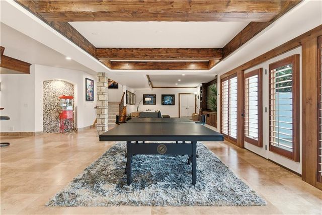 5015 W 147TH Street, Leawood, KS 66224