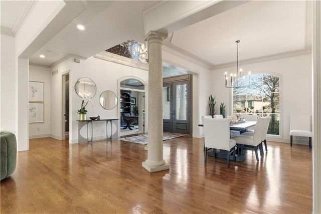 5015 W 147TH Street, Leawood, KS 66224