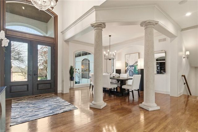 5015 W 147TH Street, Leawood, KS 66224