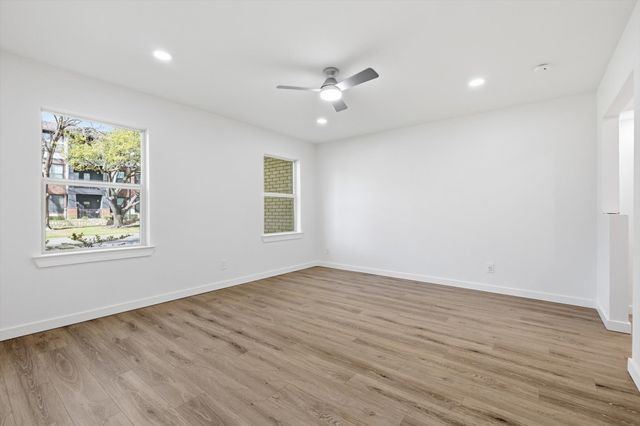 4816 Amesbury Drive 128, Dallas, TX 75206