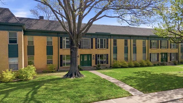 4816 Amesbury Drive 128, Dallas, TX 75206