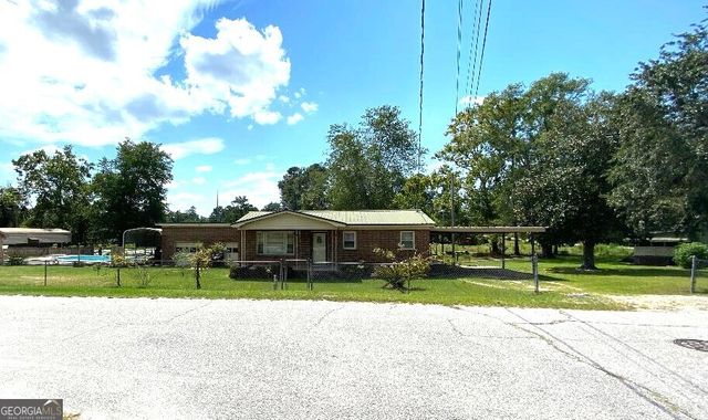 542 Jones Avenue, Swainsboro, GA 30401