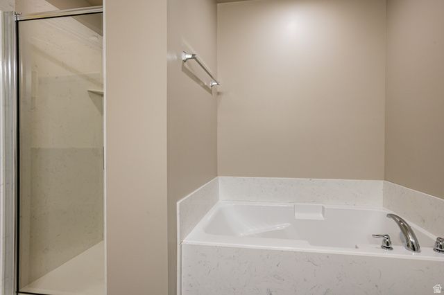 1739 E HOLLADAY HILL LN, Holladay, UT 84124
