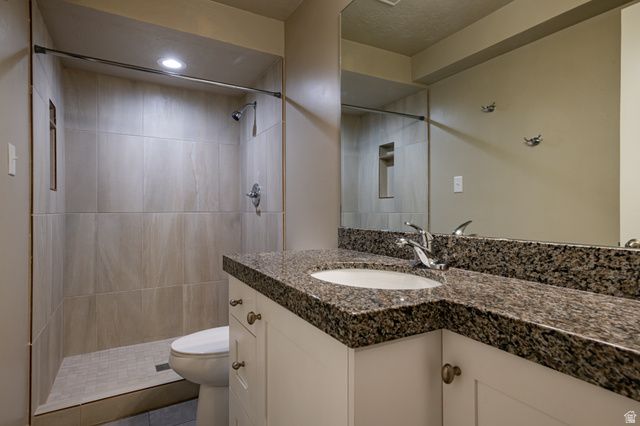 1739 E HOLLADAY HILL LN, Holladay, UT 84124
