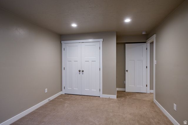 1739 E HOLLADAY HILL LN, Holladay, UT 84124