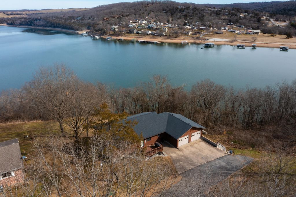 71 Spirit Lane, Cape Fair, MO 65624