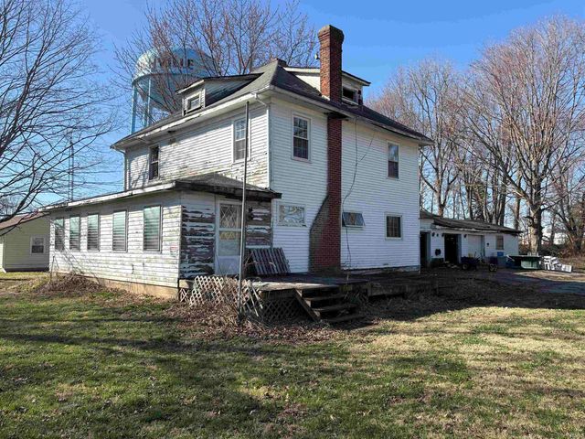 530 E 11th Street, Rushville, IN 46173